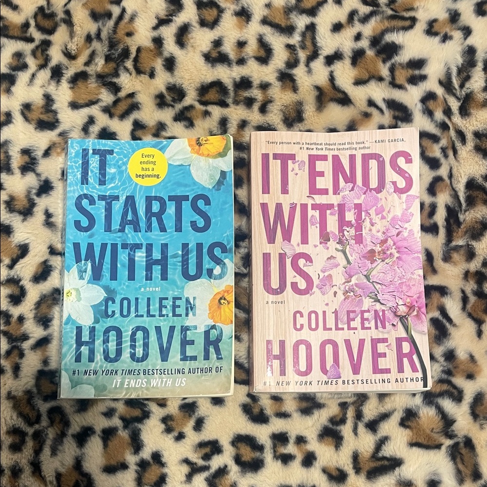 Colleen Hoover Book Set - Blue and Pink Covers